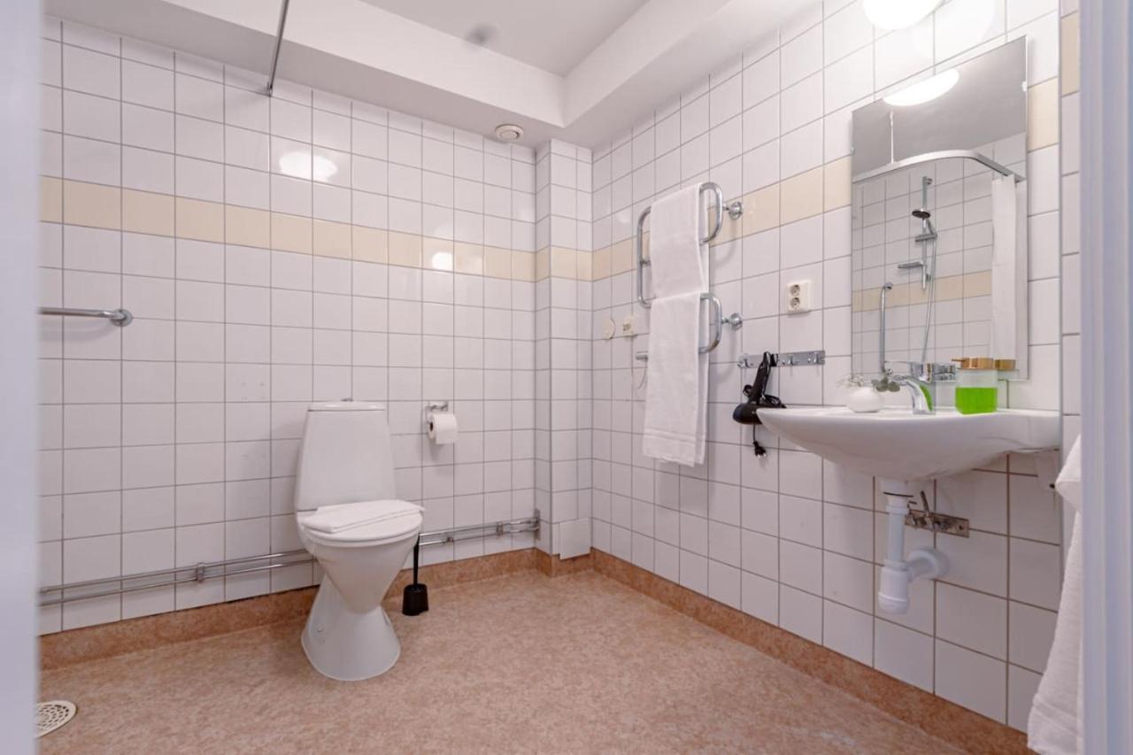 Budget Comfort On Trendy Soedermalm Stockholm Luaran gambar